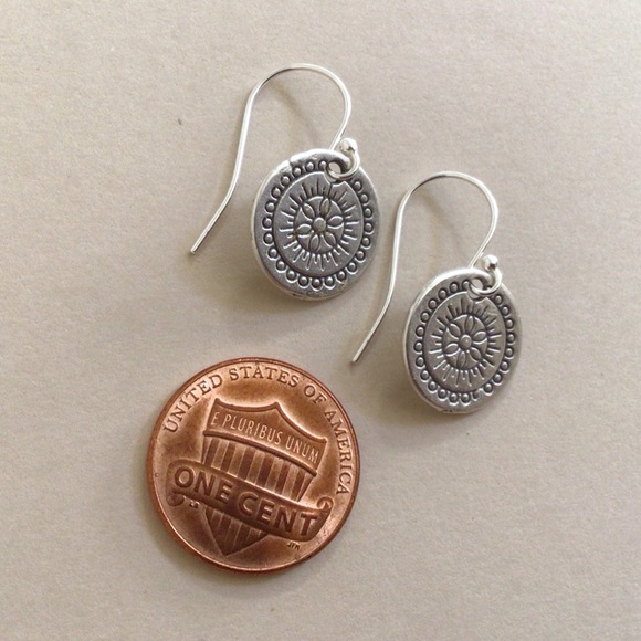 Sterling Silver Sundance charm Earrings new - Picture 4 of 8